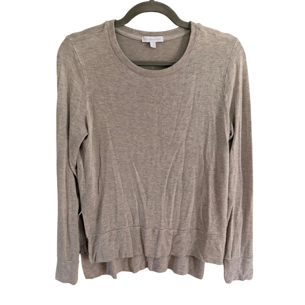 Beyond Yoga Beige Long Sleeve High Low Soft Pullover Top Small Basic Lounge